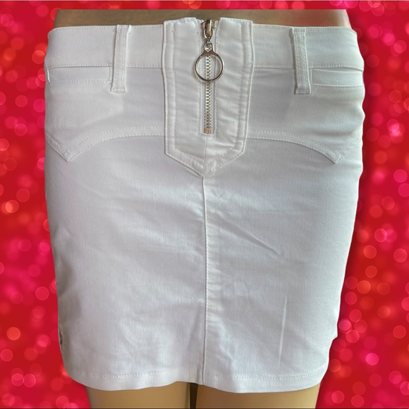 Z. Cavaricci white stretch mini skirt w/zipper size 1 juniors - Picture 3 of 10